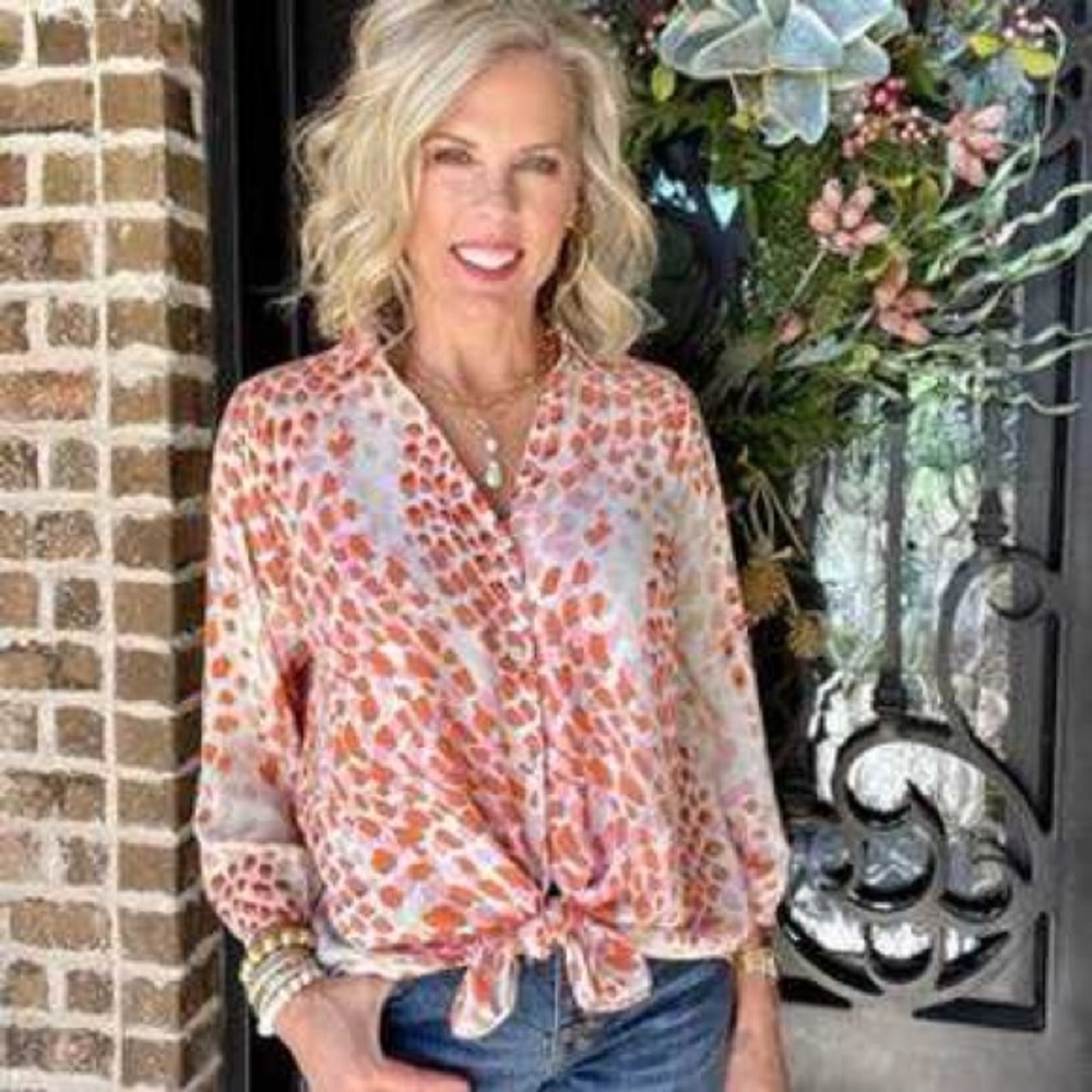 CAbi Go-To Blouse